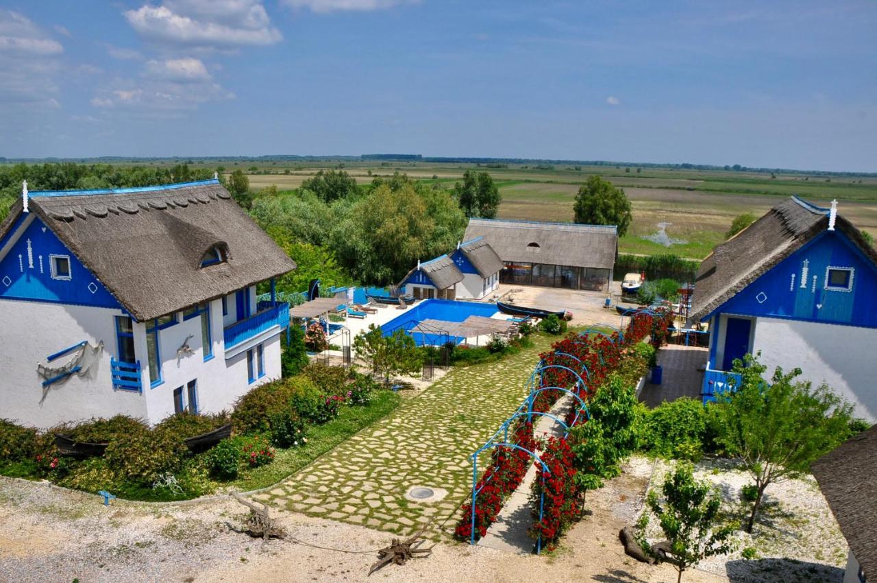 Nena Art Resort Дунавецу-де-Жос Екстер'єр фото
