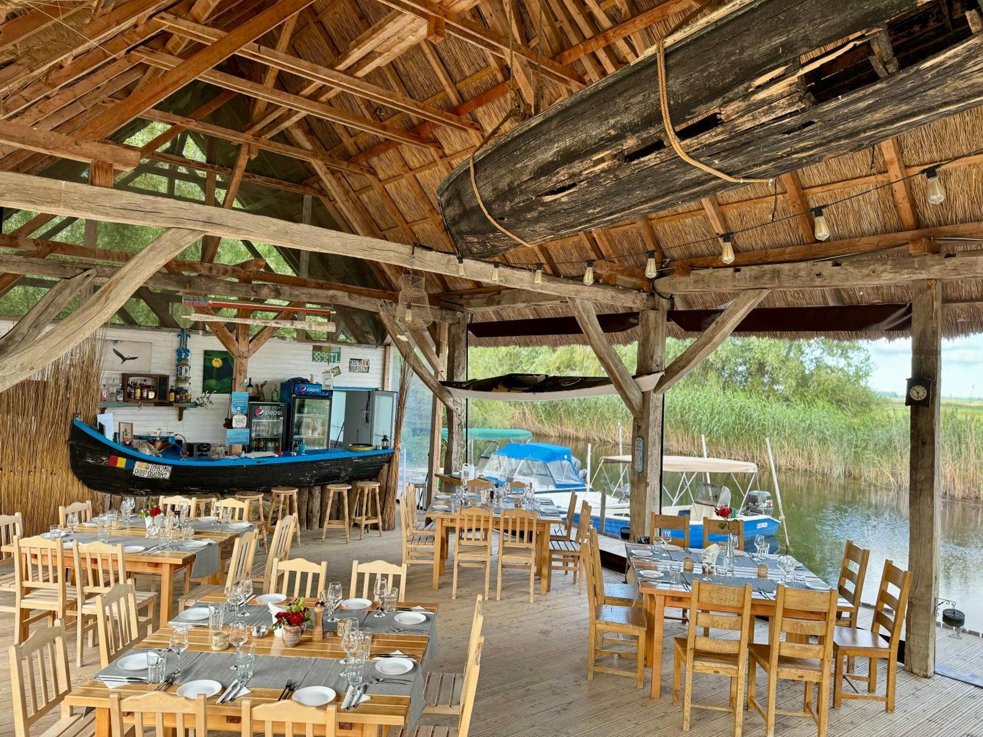 Nena Art Resort Дунавецу-де-Жос Екстер'єр фото